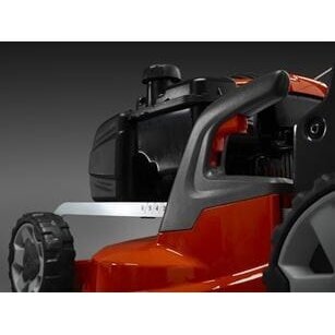 Benzininė vejapjovė Husqvarna LC 247 5 Benzininė vejapjovė Husqvarna LC 247 5